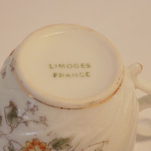 Vintage Limoges demitasse cup and saucer - Picture 7 of 9